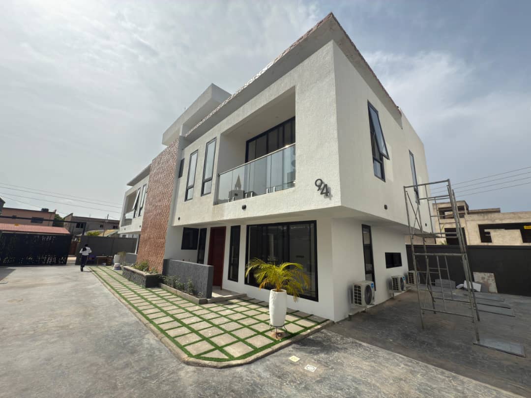 Four (4) Bedroom Townhouse For Rent at Tse Addo