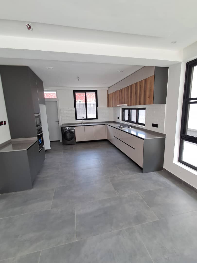 Four (4) Bedroom Townhouse For Rent at Tse Addo