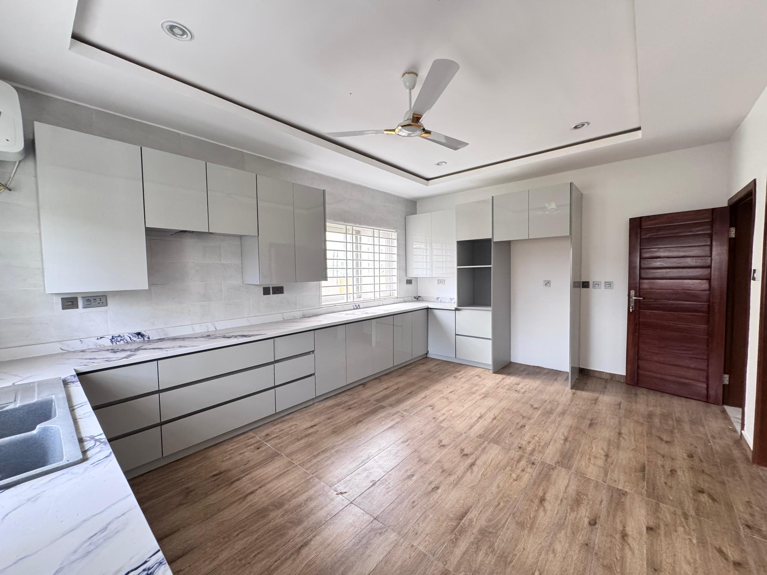 Four (4) Bedroom Townhouse in a Gated Community For Rent at Lakeside