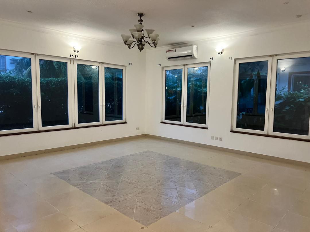 Four (4) Bedroom Townhouse with Boys' Quarters For Rent at Airport Residential Area