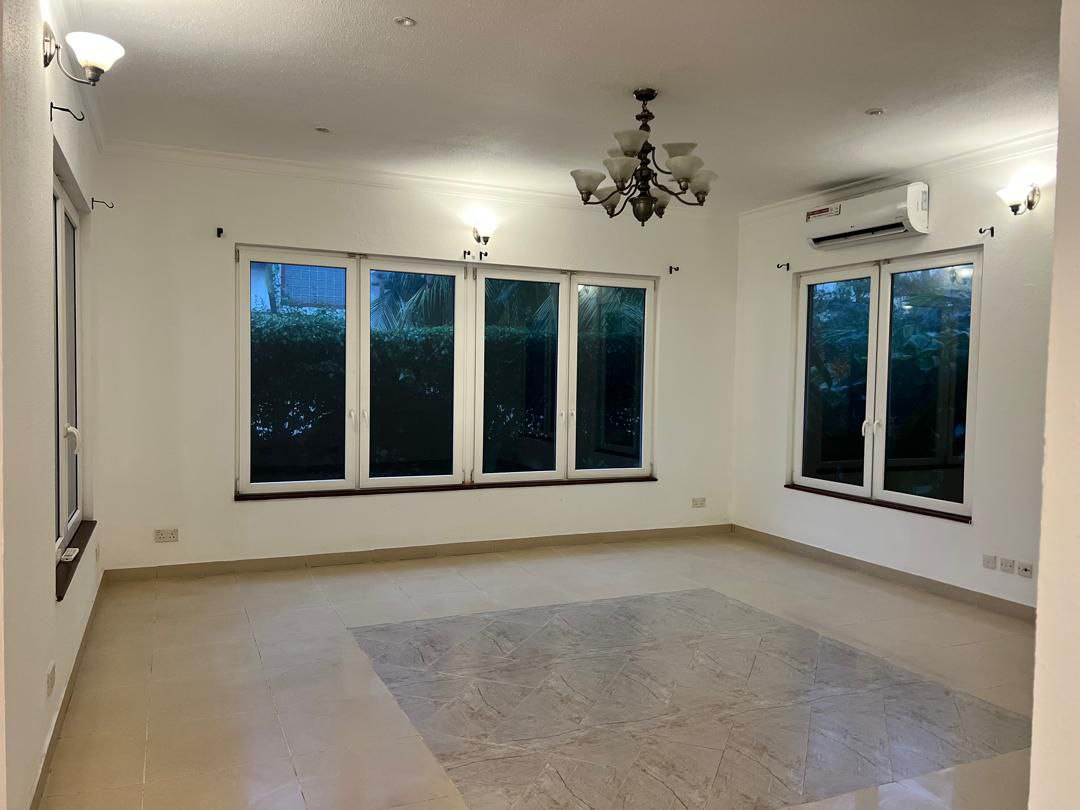 Four (4) Bedroom Townhouse with Boys' Quarters For Rent at Airport Residential Area