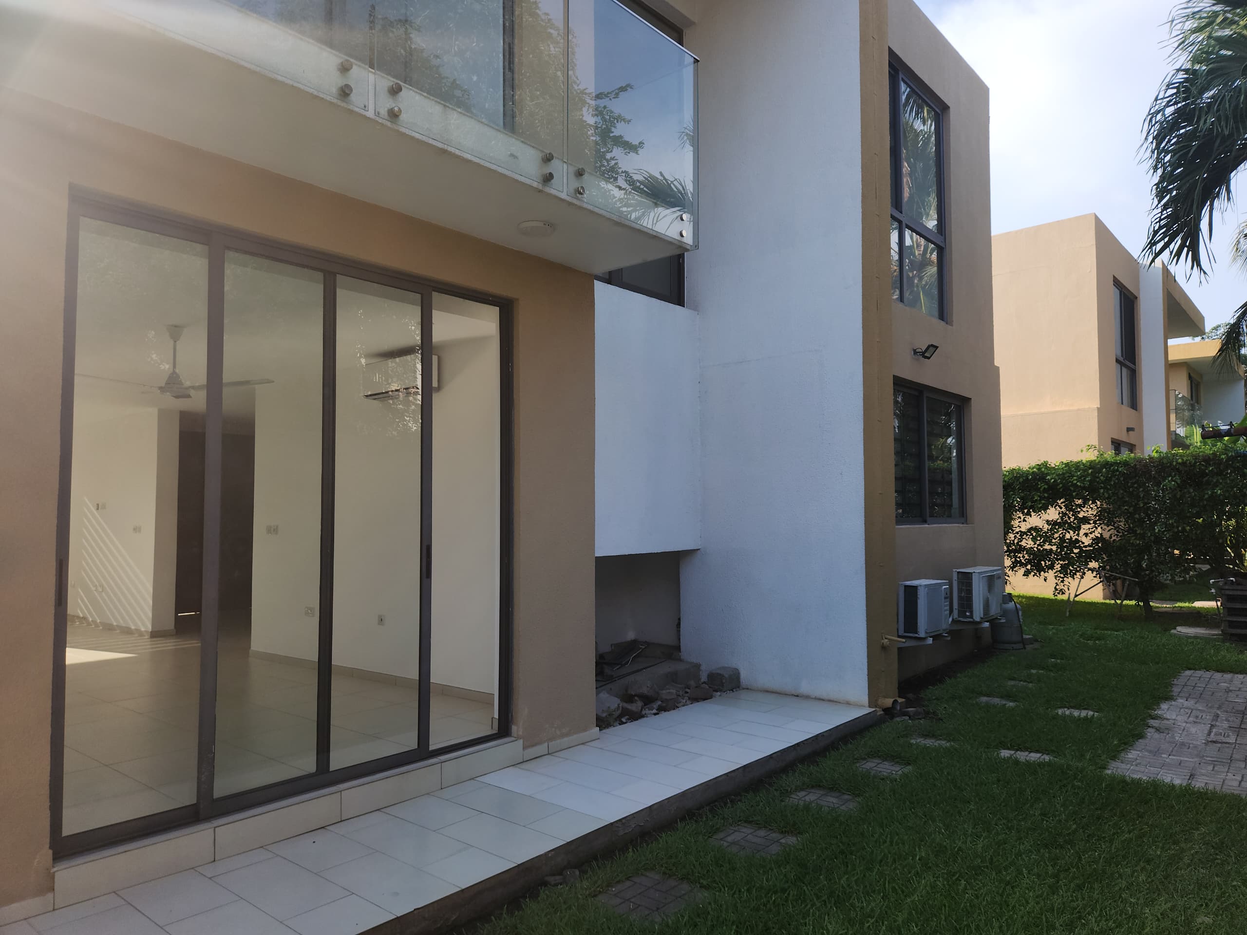 Four (4) Bedroom Townhouse with Boys' Quarters For Rent at Airport Residential Area