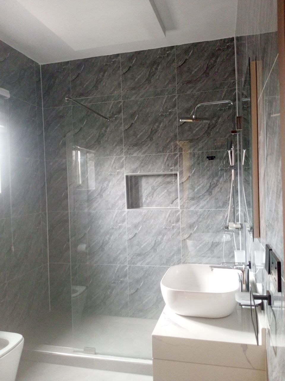 Four (4) Bedroom Townhouse with Boys' Quarters For Rent in a Gated Community at Roman Ridge