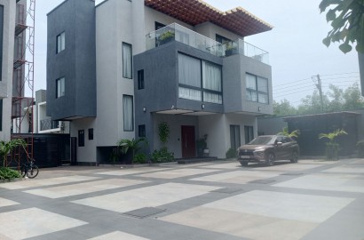 Four (4) Bedroom Townhouse with Boys' Quarters For Rent in a Gated Community at Roman Ridge