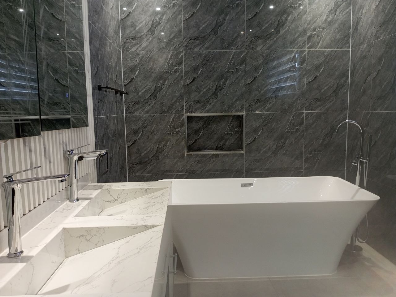 Four (4) Bedroom Townhouse with Boys' Quarters For Rent in a Gated Community at Roman Ridge