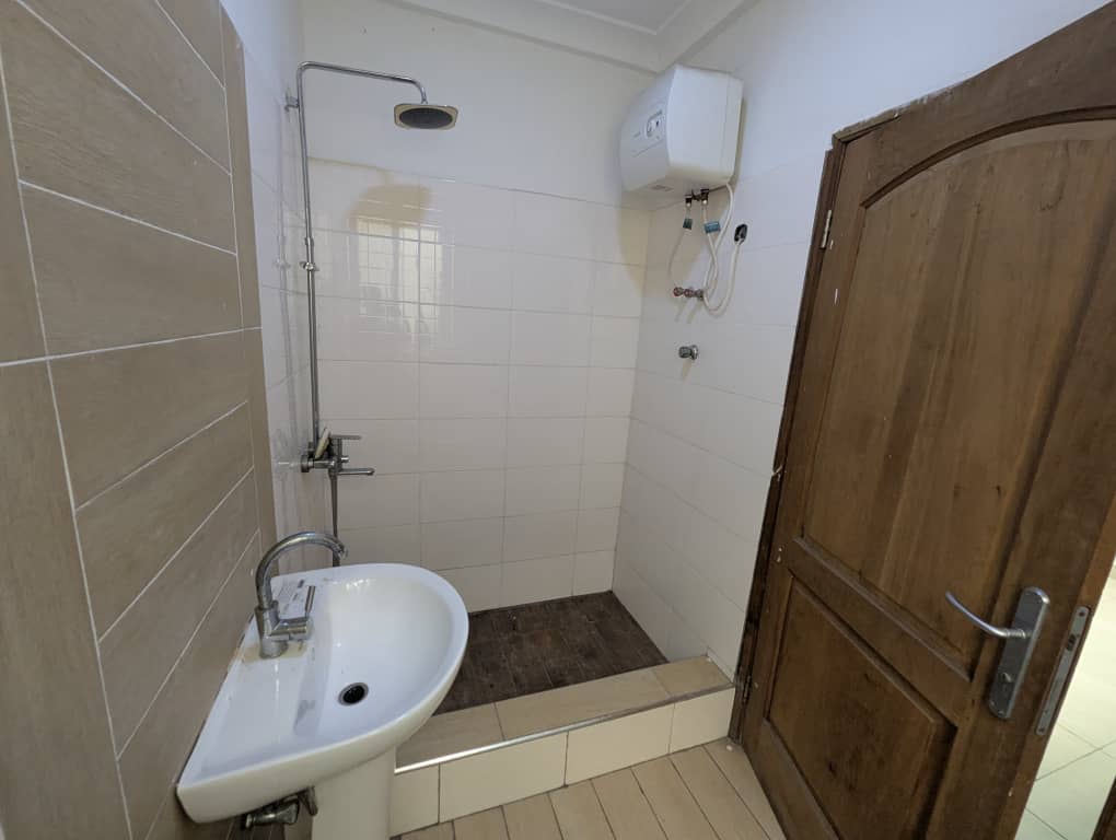 Four (4) Bedrooms House For Rent at Tesano    