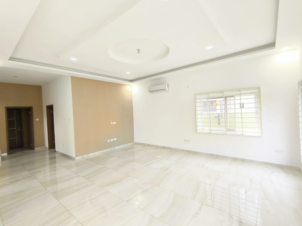 Four (4) Bedrooms Townhouse For Rent at Spintex