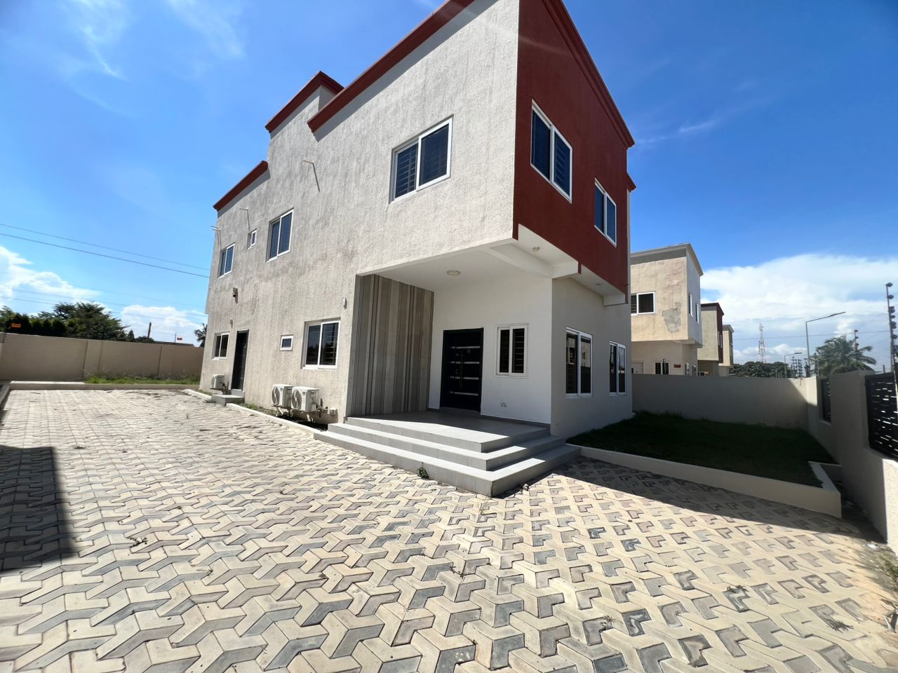 Four (4) Bedrooms Townhouse For Rent at Spintex