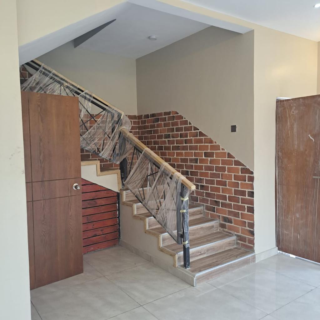 Fresh Executive 3/4 Bedrooms Semi-furnished House for Sale at Weija