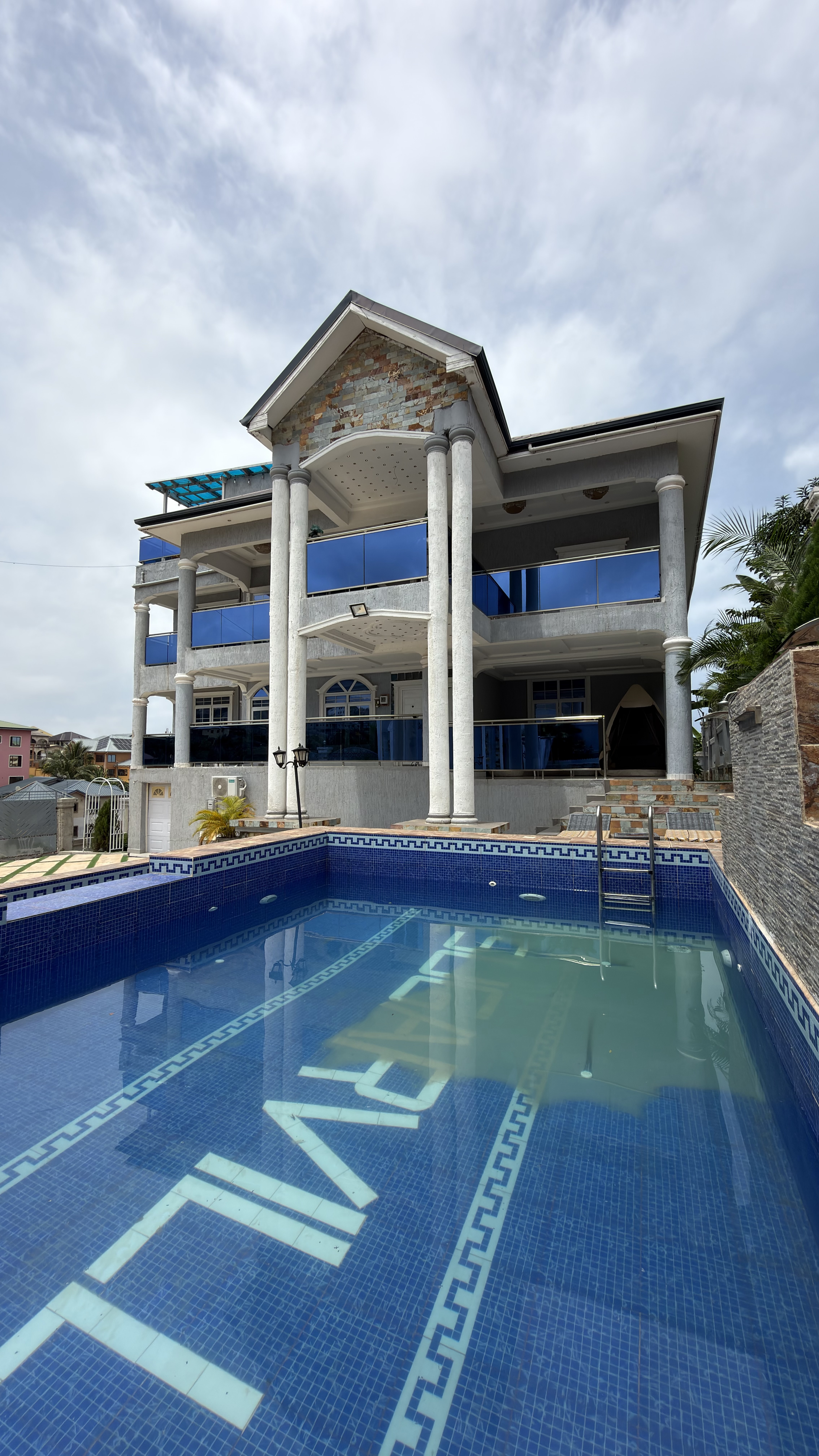 Fully Furnished Studio Apartment For Rent at Bortianor - Kokrobite