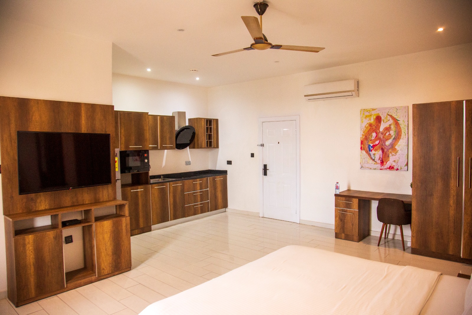 Penthouse Suite Going For Rent at North Kaneshie