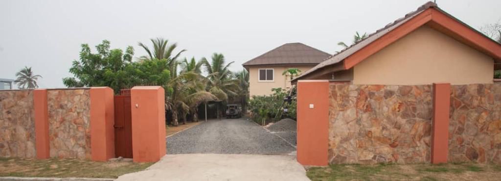 Fully Furnished Studio Apartment For Rent at Prampram