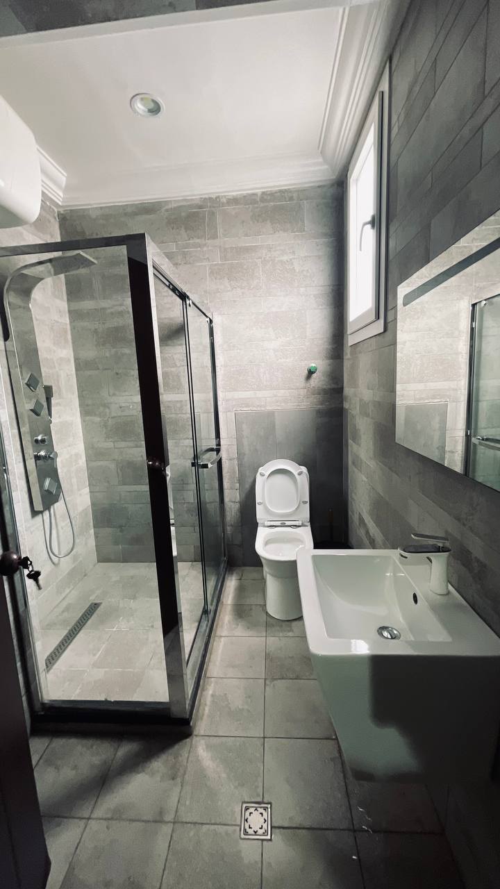 Fully Furnished Three (3) Bedroom Apartment For Rent in a Gated Community at North Ridge