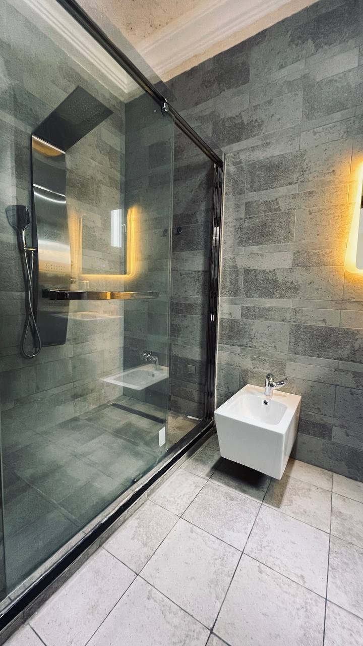 Fully Furnished Three (3) Bedroom Apartment For Rent in a Gated Community at North Ridge