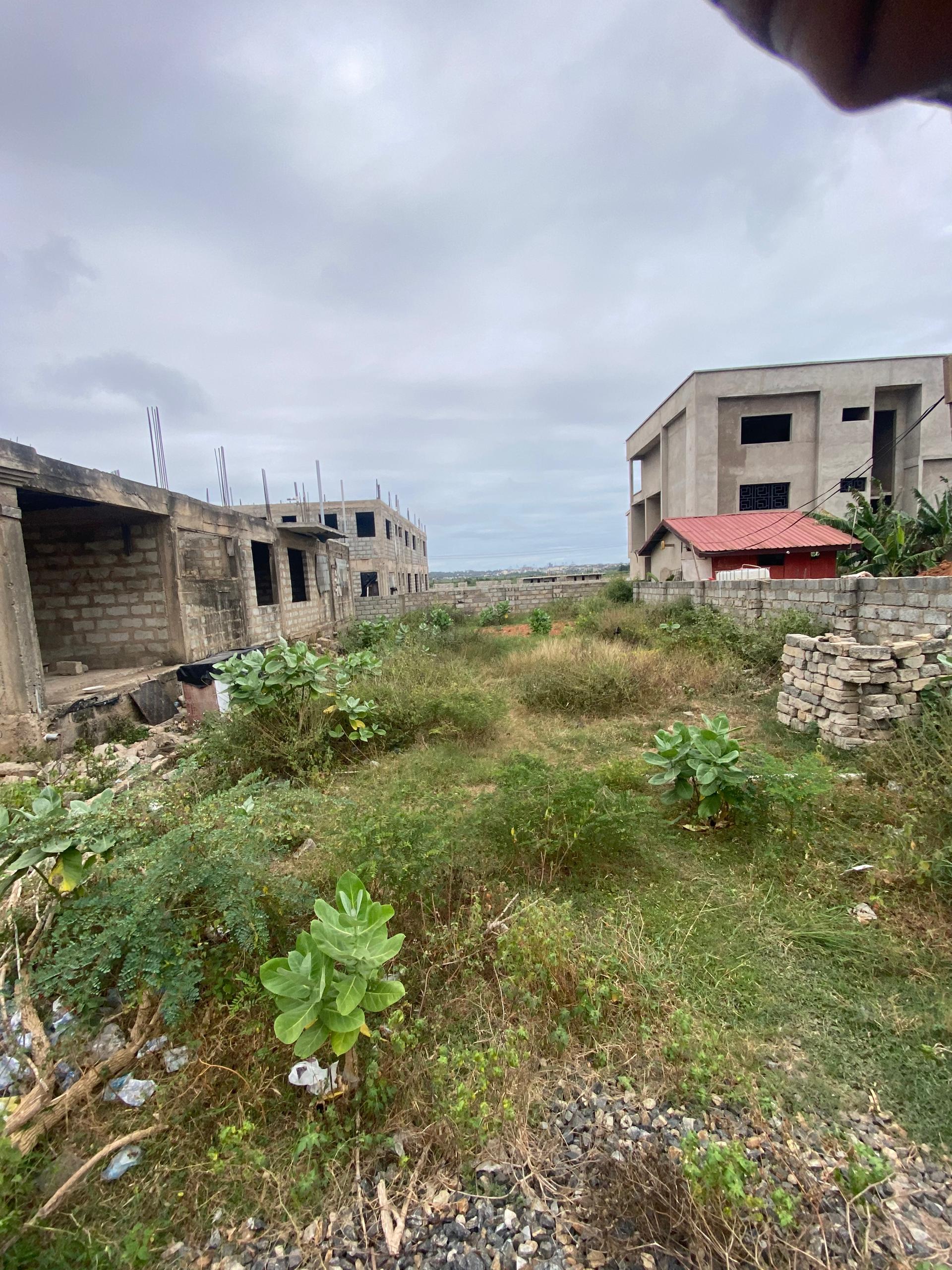 Half Plot of Land For Sale at Sakumono