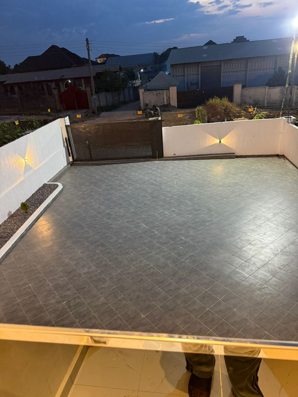 Six (6) Bedroom House For Sale at Kumasi Tech Kentinkrono