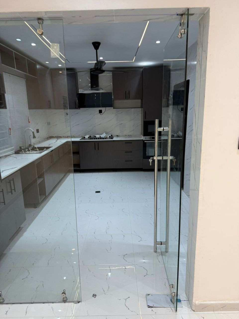 Six (6) Bedroom House For Sale at Kumasi Tech Kentinkrono