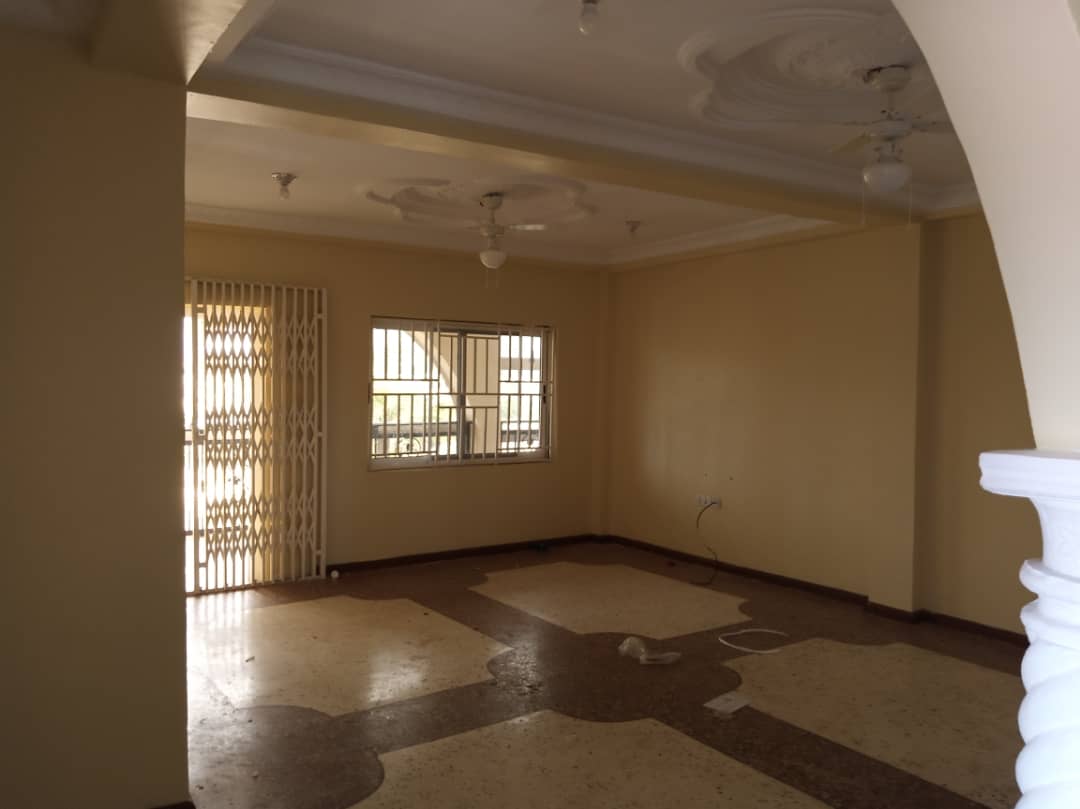 3 Bedroom Apartment Available for Rent