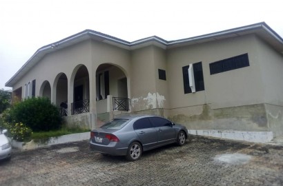 5 Bedroom House For Sale