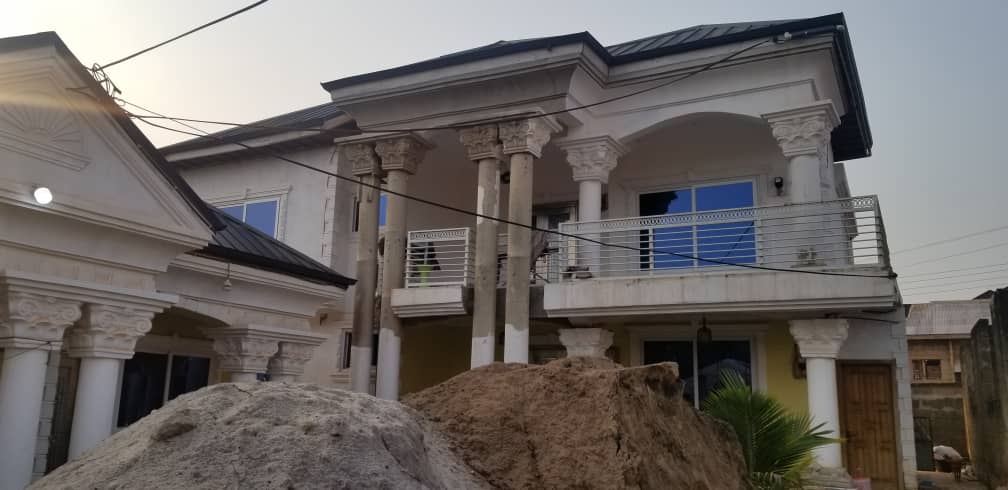 5 Bedroom House with Uncompleted 6 Bedroom Flat BQ for Sale