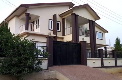 6 Bedroom  House for Sale, Kokoben New Site