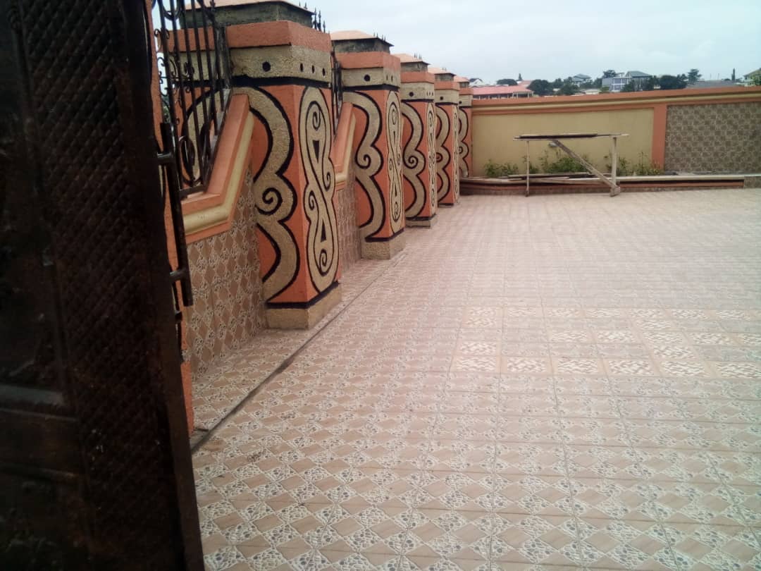 9 Bedroom Storey House For Sale