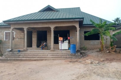 En-suite 3 Bedroom House for Sale in Kumasi