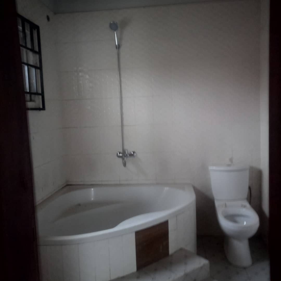 En-suite 5 Bedroom House with 3 Bedroom Boys' Quarters for Sale in Kumasi