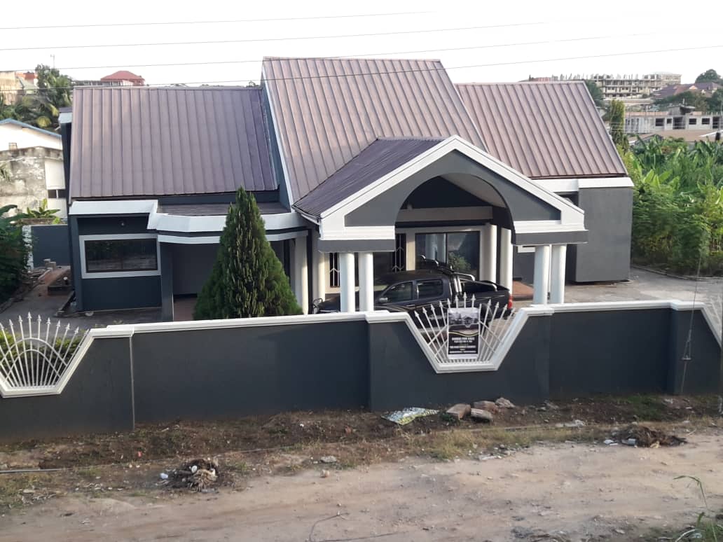 Executive 5 Bedroom House for Sale in Kumasi