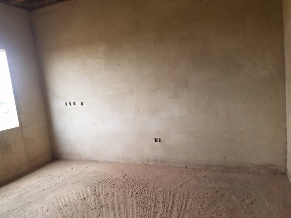 Uncompleted 4 Bedroom House for Sale in Kumasi