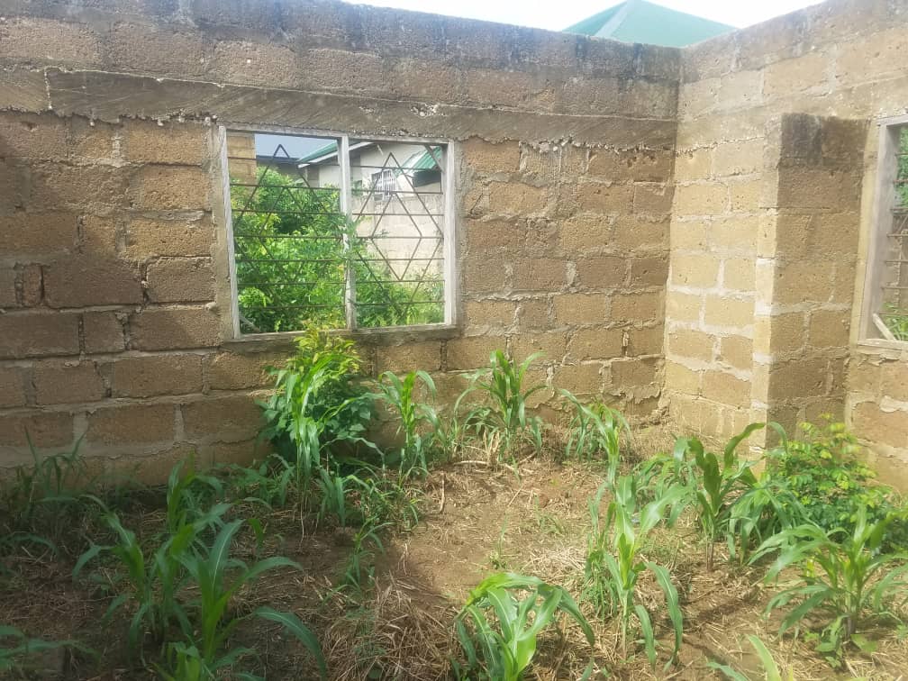 Uncompleted 5 Bedroom House for Sale in Kumasi