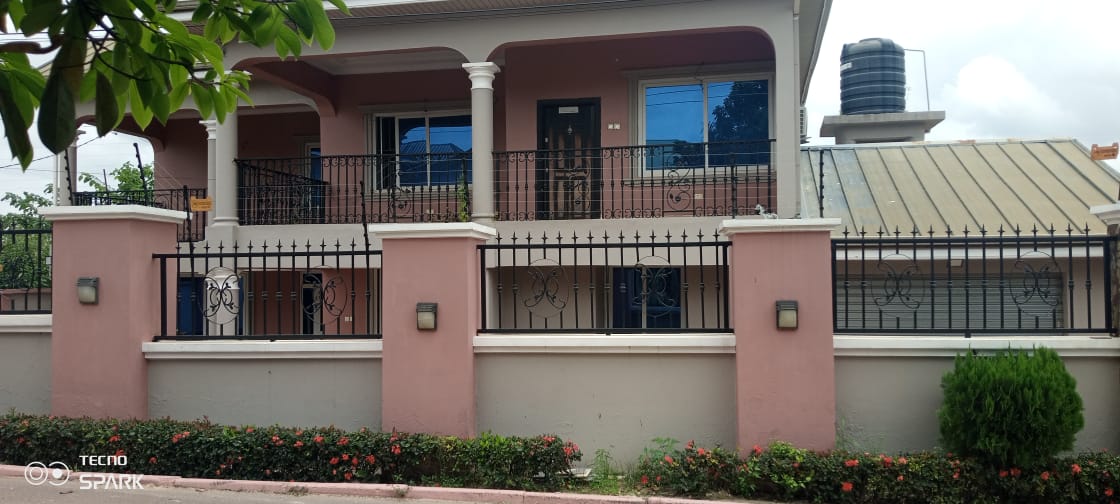 Six bedroom full house for rent at Kwadaso Hilltop, Kumasi