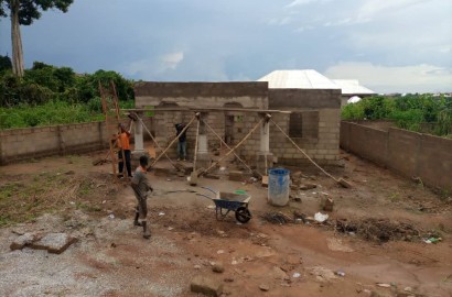 Four bedroom uncompleted house for sale at Yabi, Kumasi