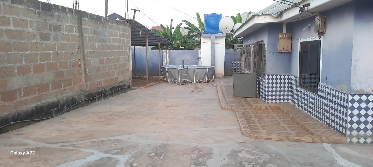 Three bedroom house for sale at Ejisu-Dadietem, Kumasi