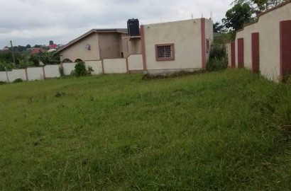 Six bedroom house for sale at Kotei, Kumasi