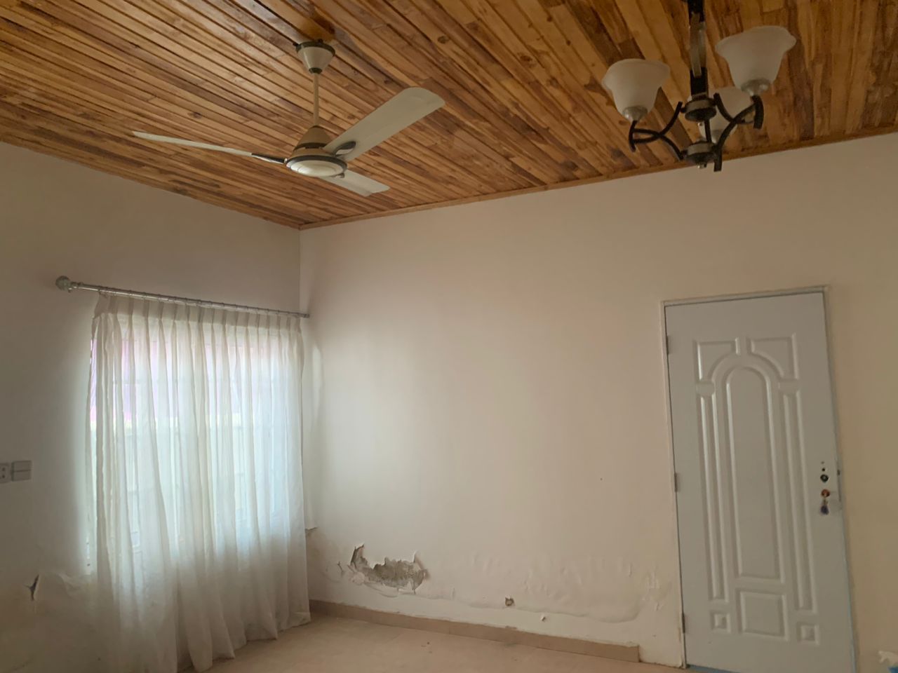 Three bedroom house for sale at Santasi Anyinam, Kumasi