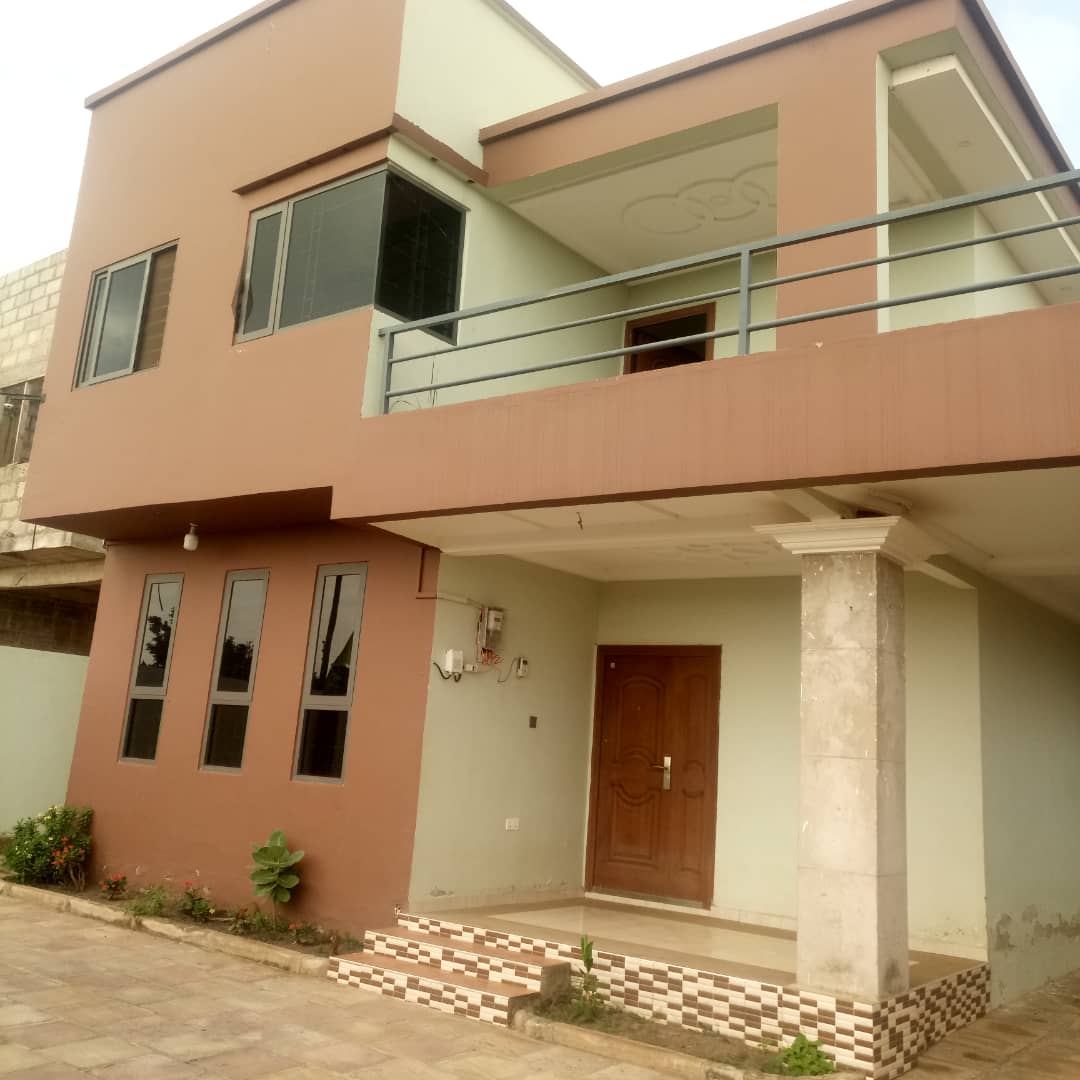 Four bedroom house for at Ejisu