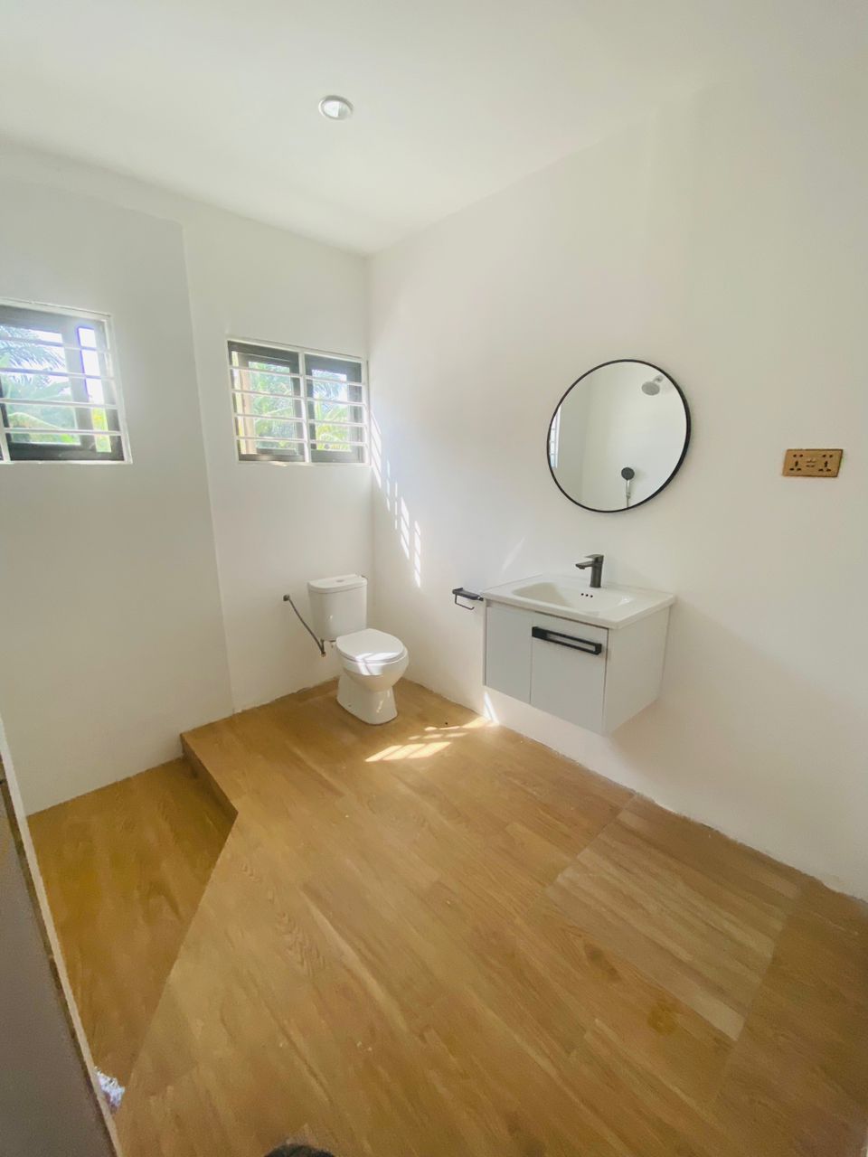 Three (3) Bedroom House For Rent at Lashibi