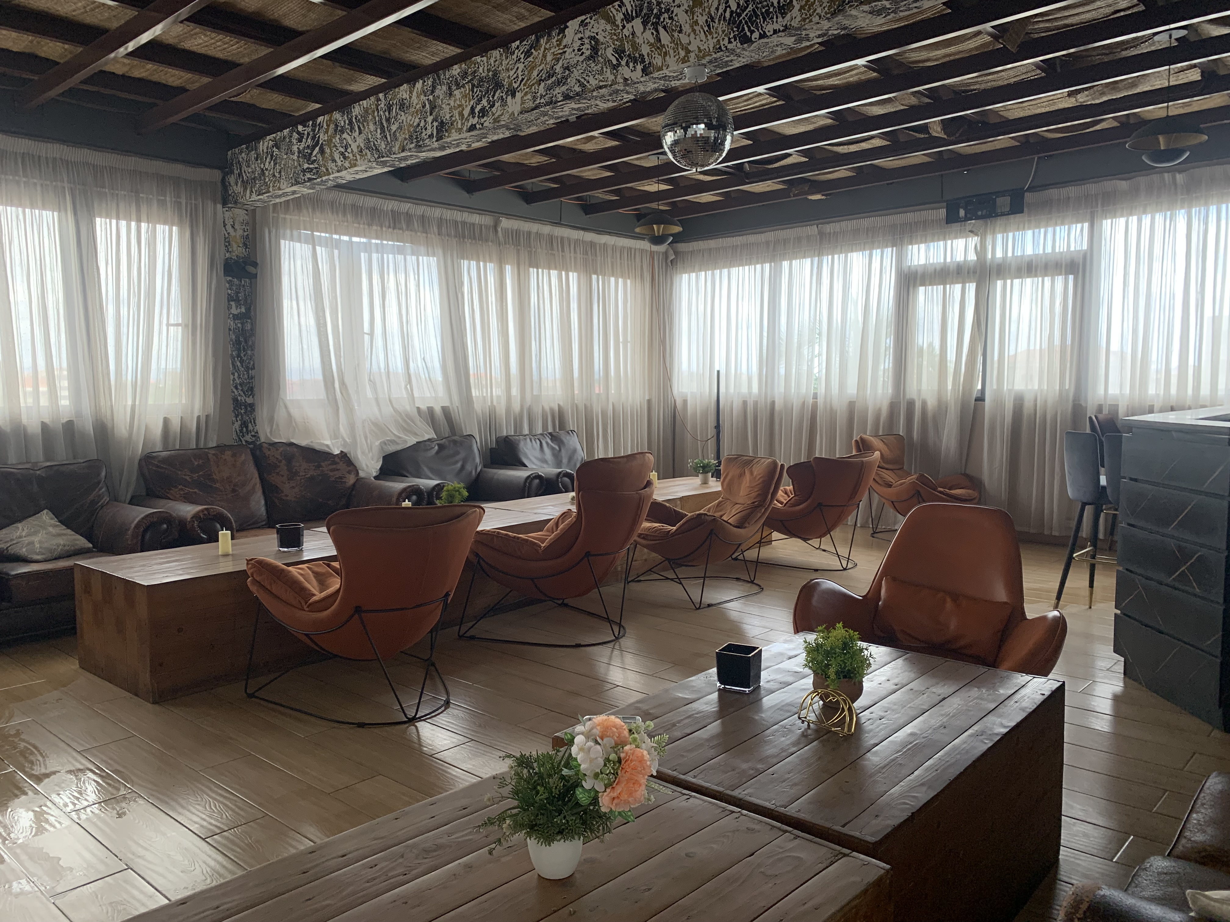 Lounge / Restaurant Space for Rent at Sakumono