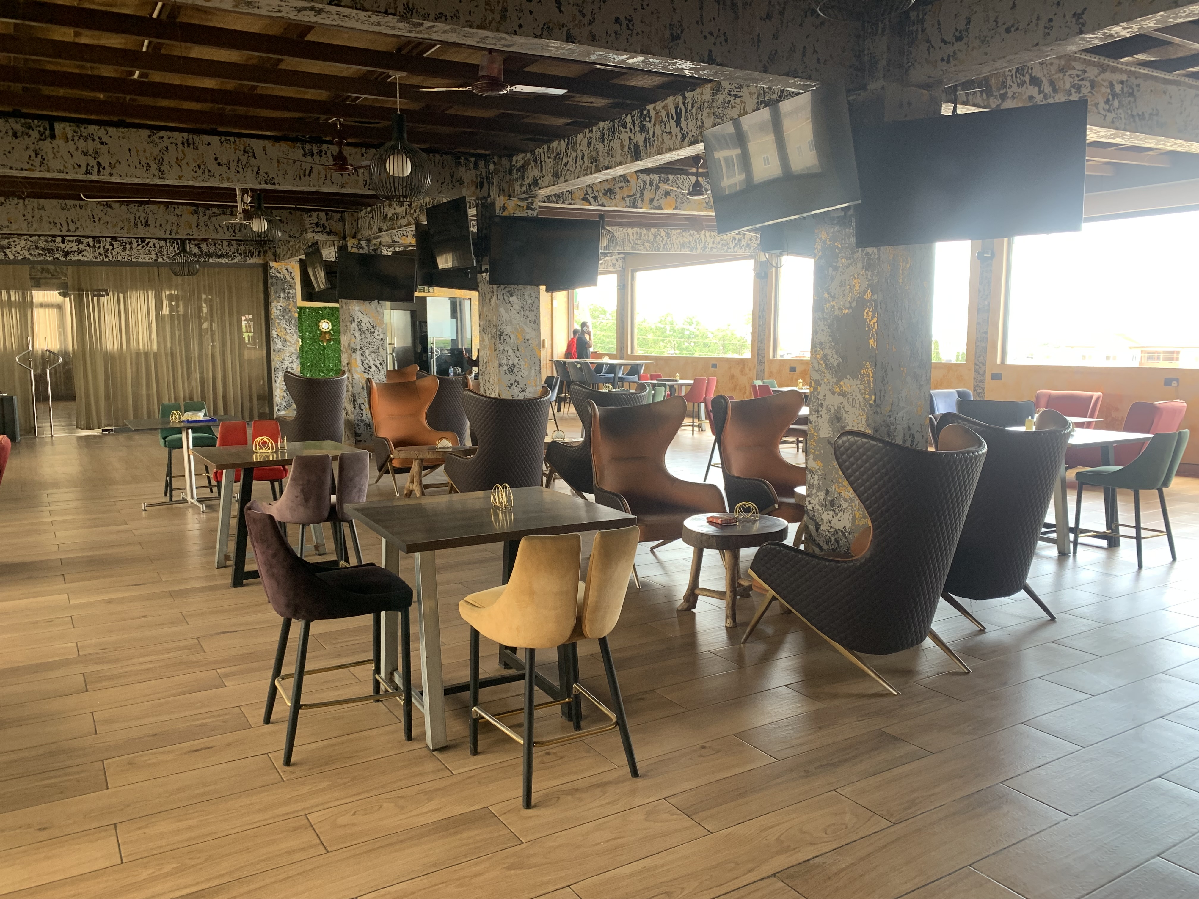 Lounge / Restaurant Space for Rent at Sakumono