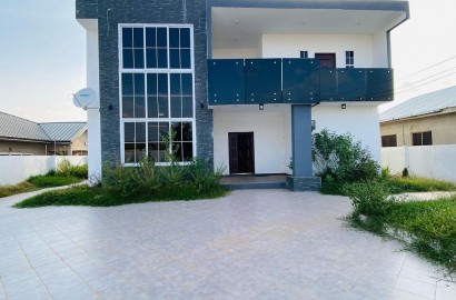 4 Bedroom Newly Built Detached Townhouse For Sale