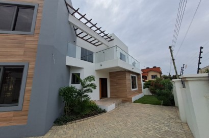 Newly Built Four 4-Bedroom House With Boy’s Quarters for Sale at Sakumono 