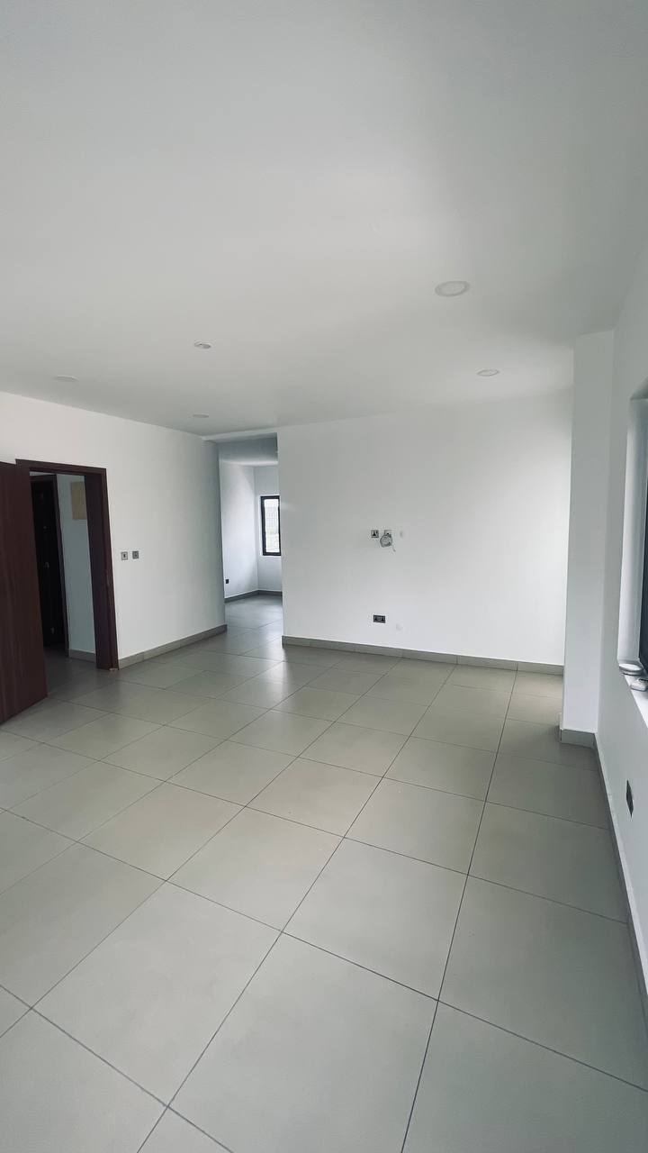 Four (4) Bedroom Townhouse with Boys Quarters For Rent in a Gated Community at Airport Residential Area