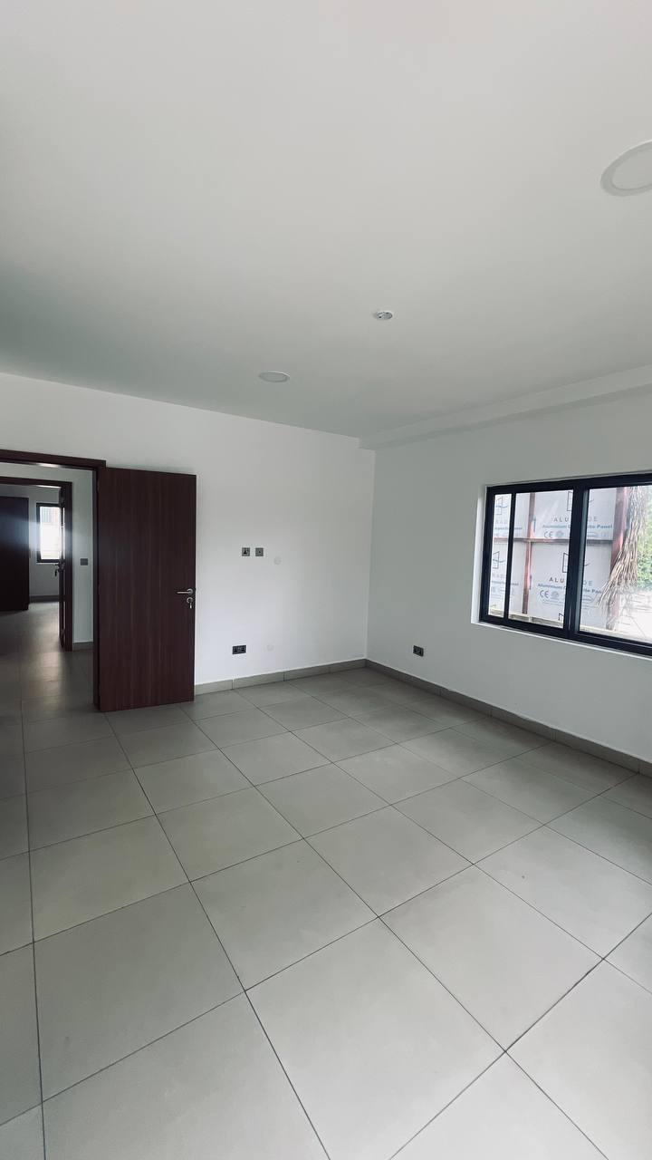 Four (4) Bedroom Townhouse with Boys Quarters For Rent in a Gated Community at Airport Residential Area