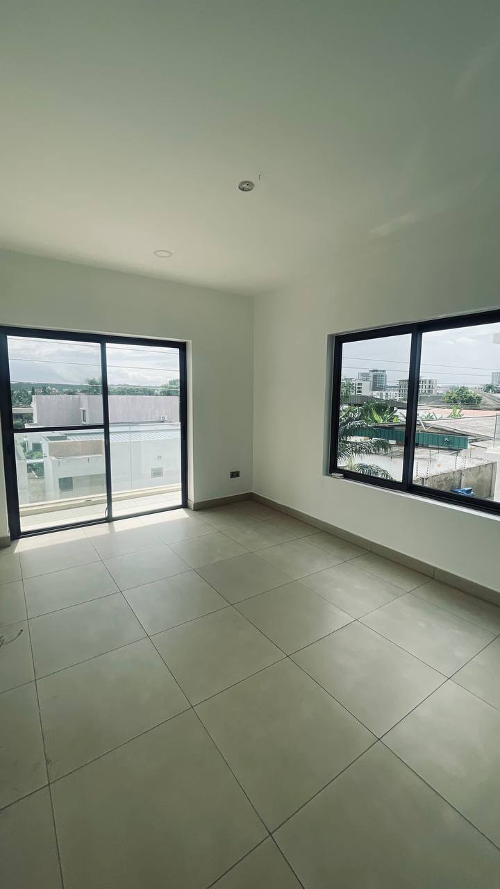 Four (4) Bedroom Townhouse with Boys Quarters For Rent in a Gated Community at Airport Residential Area