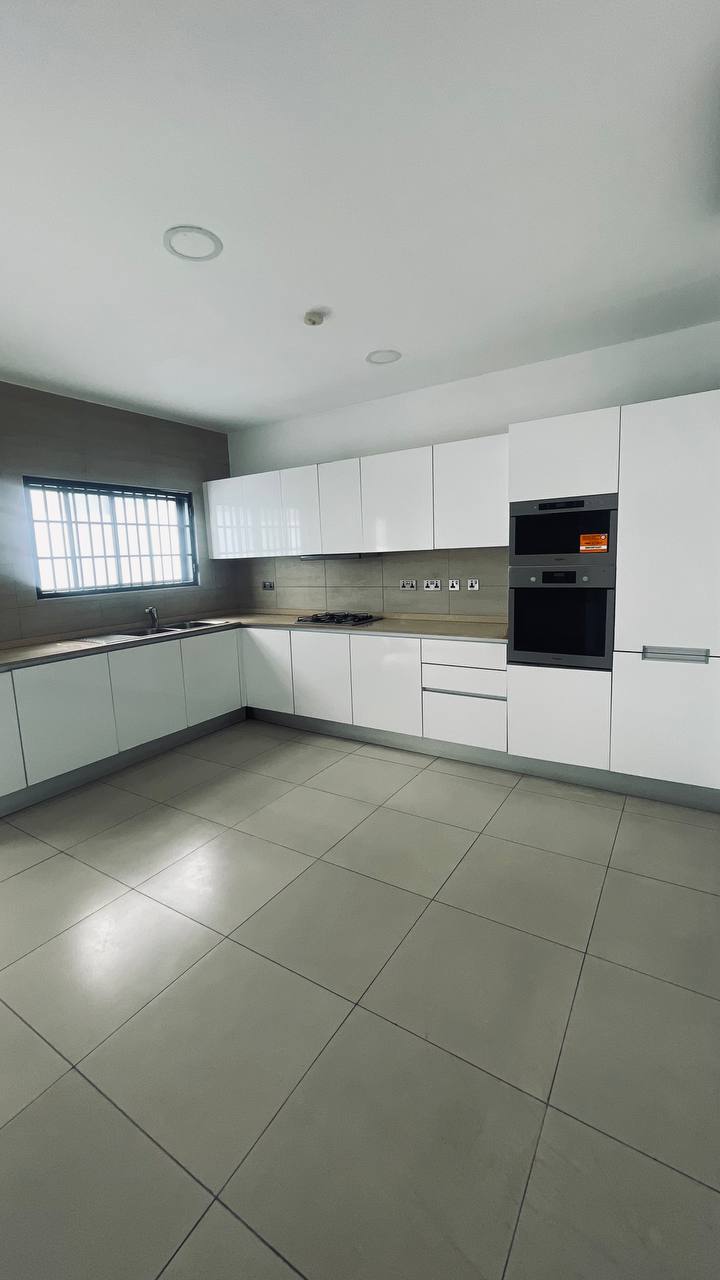 Four (4) Bedroom Townhouse with Boys Quarters For Rent in a Gated Community at Airport Residential Area