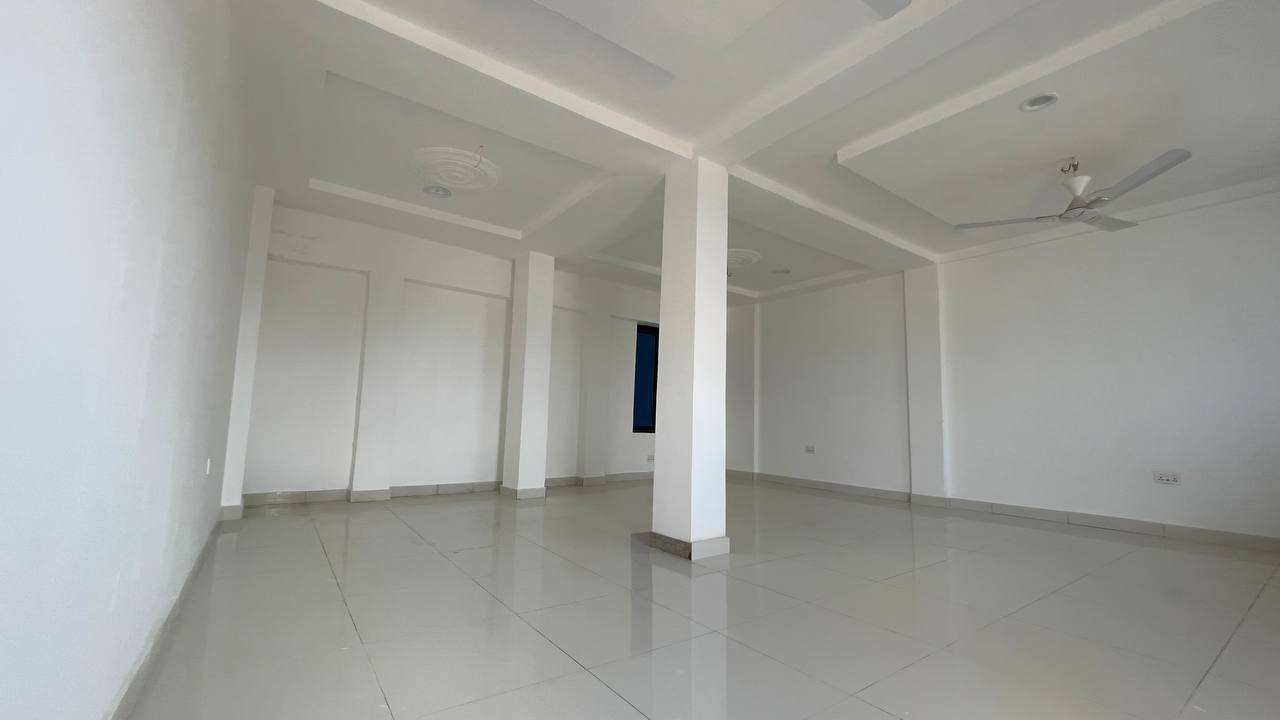 Office Space For Rent at Adjiringanor School Junction