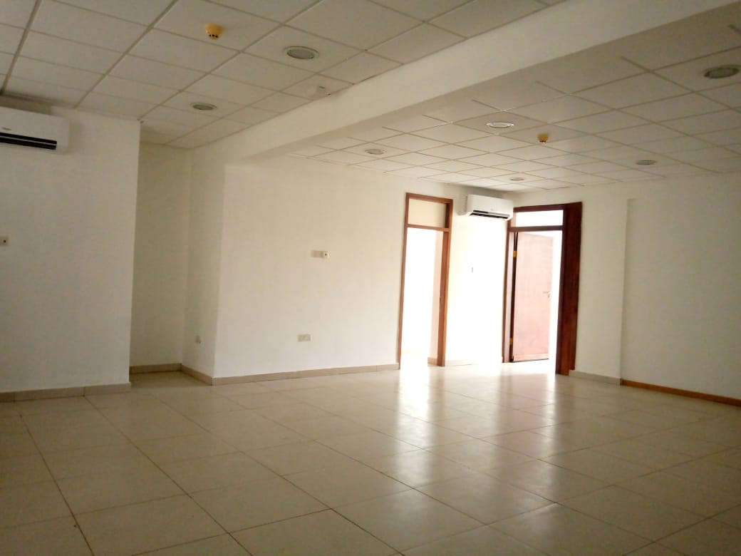 Office Space for Rent at Dzorwulu (450 Sqm)
