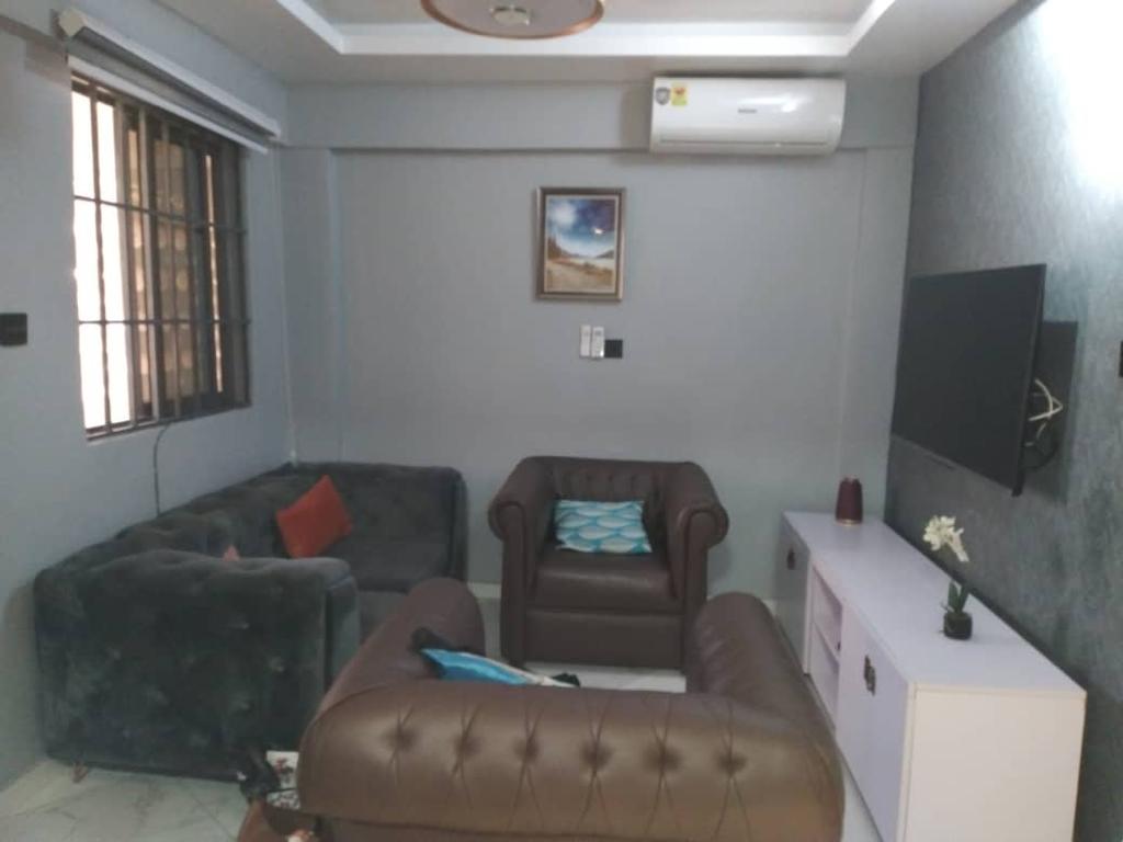 One 1-bedroom Furnished Apartment for Rent at Borteyman Estate