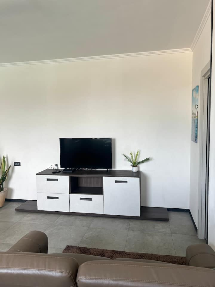 One (1) Bedroom Furnished Studio Apartment for Rent at Airport Residential